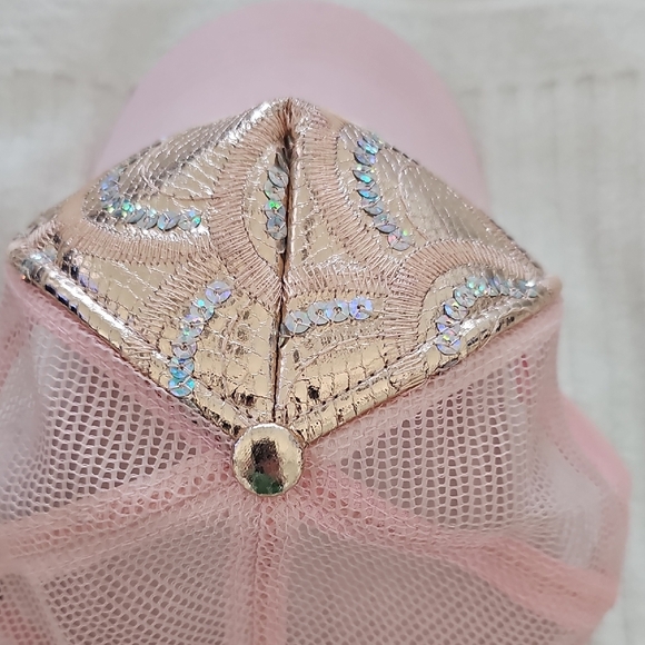 NWOT Pink and Gold Sequin Adjustable Women's Cap - Picture 4 of 7